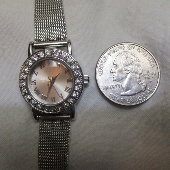 Silver w/Clear Rhinestone Lt. Pink Face Mesh Watch - Picture 4 of 7